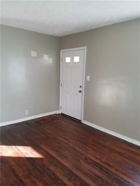 810 E Rose St, Springfield, OH 45505 photo 3