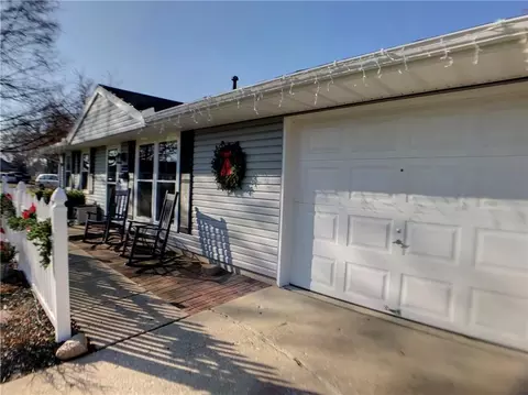 3223 Bristol Dr, Springfield, OH 45503 photo 3