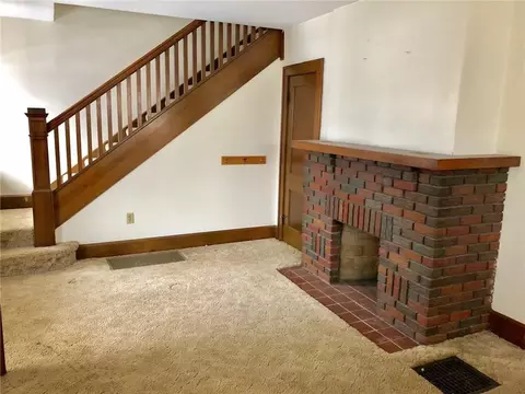468-470 E Cecil St, Springfield, OH 45503 photo 4