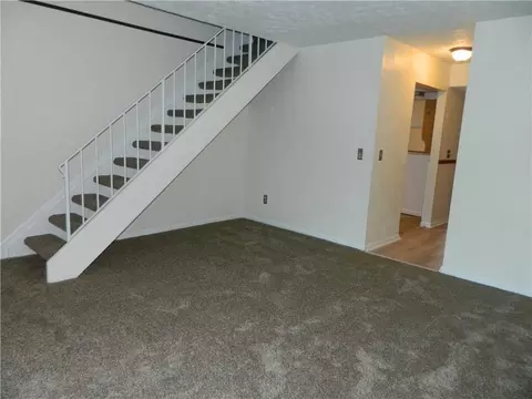 615 Villa Rd #F, Springfield, OH 45503 photo 4