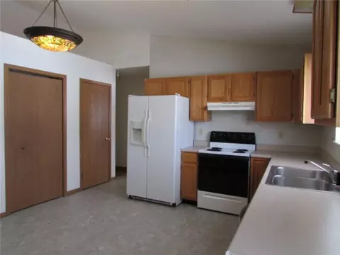 5545 W Ridgewood Rd, Springfield, OH 45503 photo 9