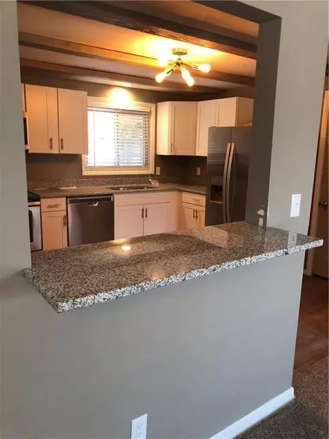 5220 W Ridgewood Rd, Springfield, OH 45503 photo 4