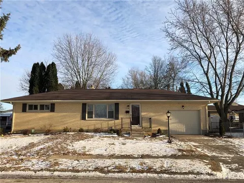 5220 W Ridgewood Rd, Springfield, OH 45503 photo 2