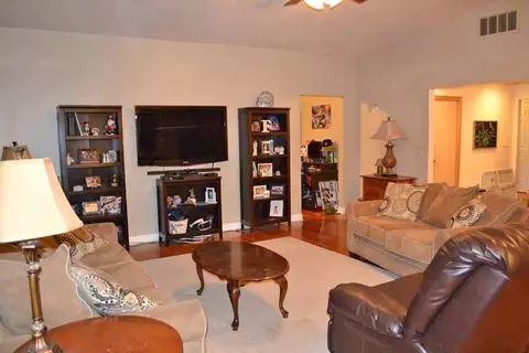 1304 Mcgillivray, Springfield, OH 45503 photo 3