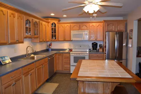 1304 Mcgillivray, Springfield, OH 45503 photo 8