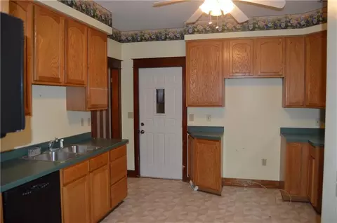401 E Cecil, Springfield, OH 45503 photo 9