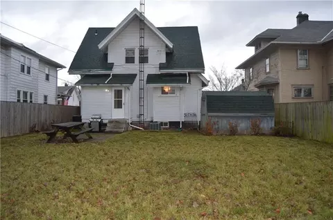 401 E Cecil, Springfield, OH 45503 photo 2
