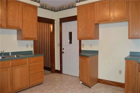 401 E Cecil, Springfield, OH 45503 photo 8