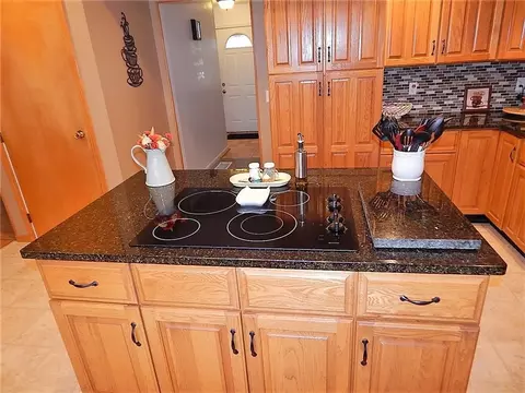 3807 Mumper Rd, Springfield, OH 45502 photo 9