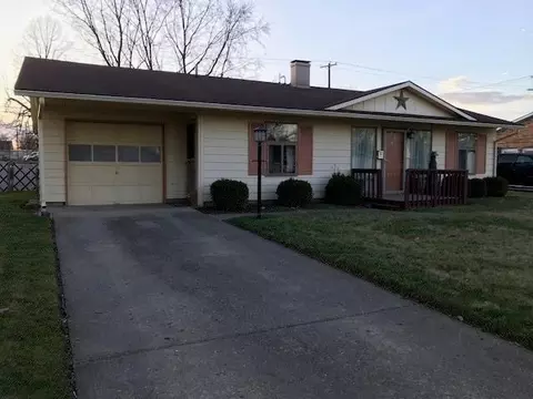 347 Gruen Dr, Springfield, OH 45505 photo 1