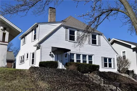 1309 Valley View Dr, Springfield, OH 45503 photo 2