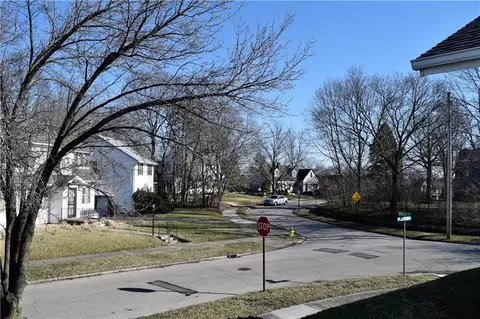 1309 Valley View Dr, Springfield, OH 45503 photo 4