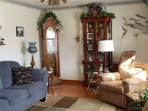 1854 Pepper Ave, Springfield, OH 45503 photo 8
