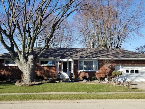 1854 Pepper Ave, Springfield, OH 45503 photo 1