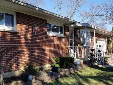 1854 Pepper Ave, Springfield, OH 45503 photo 5