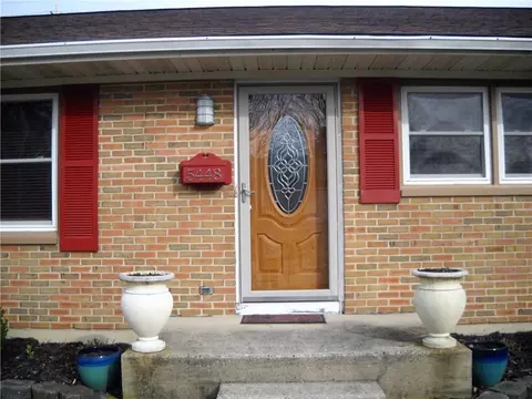 5448 E Ridgewood Rd, Springfield, OH 45503 photo 3