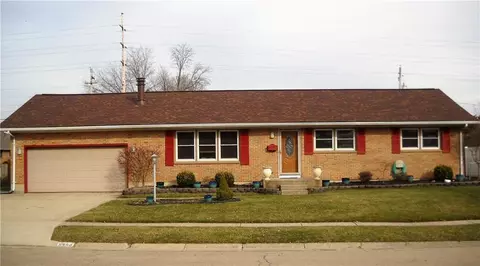 5448 E Ridgewood Rd, Springfield, OH 45503 photo 1