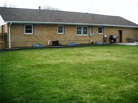 5448 E Ridgewood Rd, Springfield, OH 45503 photo 28