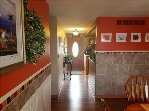 5448 E Ridgewood Rd, Springfield, OH 45503 photo 4