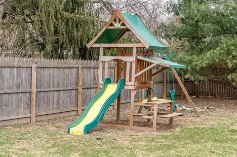 815 Old Mill Rd, Springfield, OH 45506 photo 21