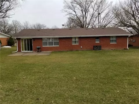954 Torrence Dr, Springfield, OH 45503 photo 3
