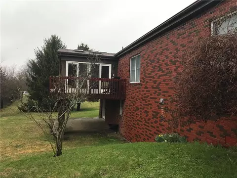 2140 S Bird Rd, Springfield, OH 45505 photo 4