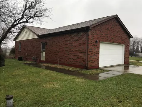 2140 S Bird Rd, Springfield, OH 45505 photo 3