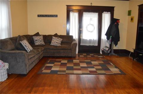 819 Elm St, Springfield, OH 45503 photo 3
