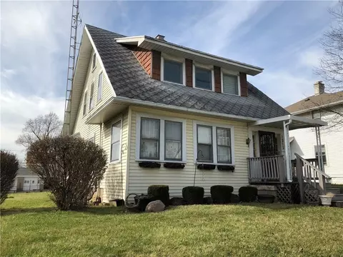 1213 N Lowry, Springfield, OH 45504 photo 1