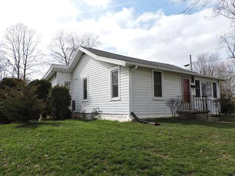 923 Center Ave, Sidney, OH 45365 photo 2