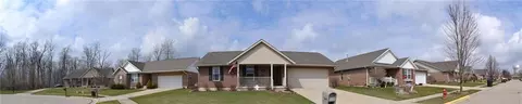 4635 Eastridge St, Springfield, OH 45503 photo 2