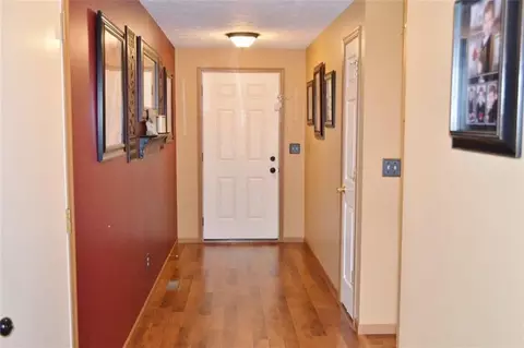 4635 Eastridge St, Springfield, OH 45503 photo 6