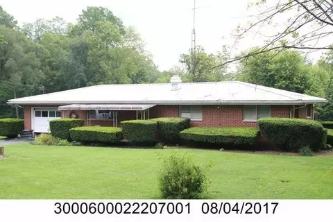 300 Woodview Dr, Springfield, OH 45504 photo 1