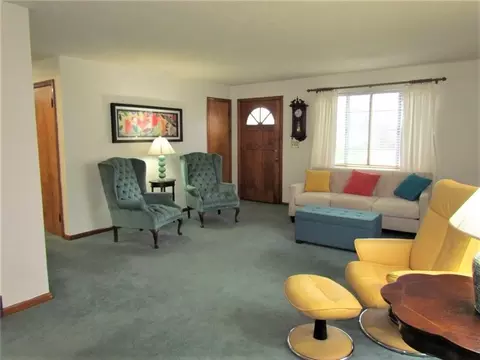1727 Victory Dr, Springfield, OH 45505 photo 5