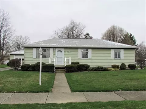 1727 Victory Dr, Springfield, OH 45505 photo 1