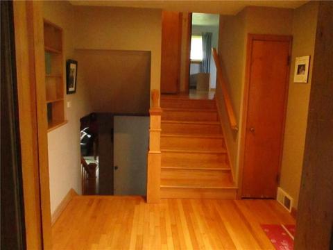 166 Meadow Ln, Springfield, OH 45505 photo 9