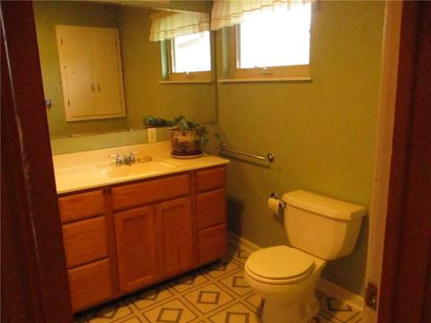 166 Meadow Ln, Springfield, OH 45505 photo 13