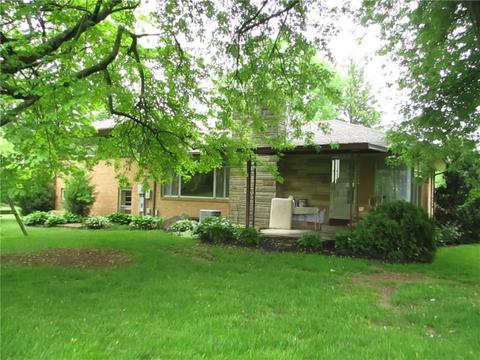 166 Meadow Ln, Springfield, OH 45505 photo 2