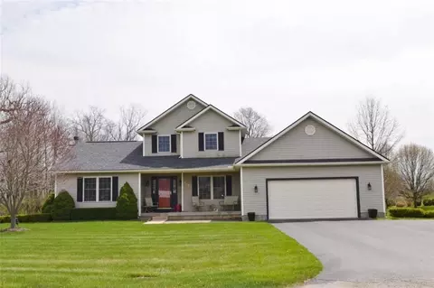 3295 Windy Ridge Dr, Springfield, OH 45502 photo 1