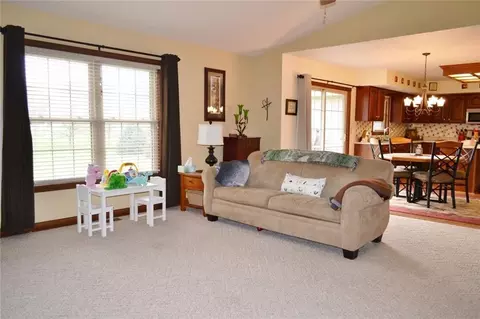 3295 Windy Ridge Dr, Springfield, OH 45502 photo 17