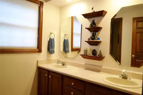 3295 Windy Ridge Dr, Springfield, OH 45502 photo 34