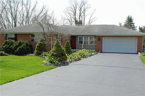 2371 Thor Dr, Springfield, OH 45503 photo 1