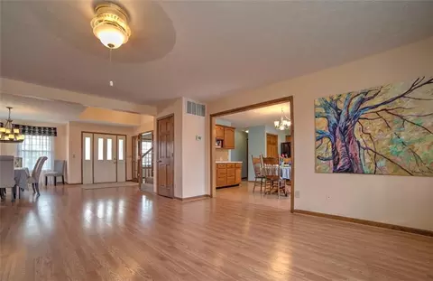 706 Timberview, Springfield, OH 45502 photo 8