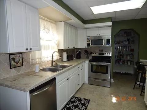1104 Broadway St, Springfield, OH 45504 photo 8