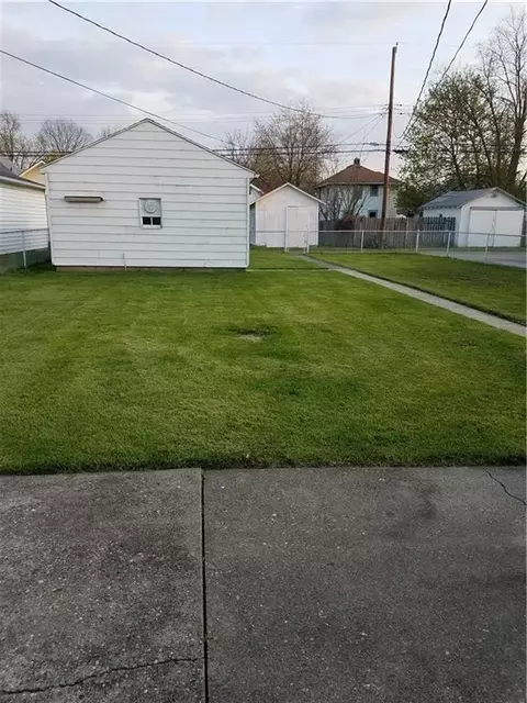 2137 Hoppes Ave, Springfield, OH 45503 photo 8