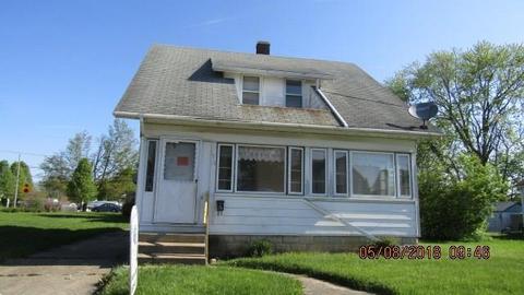 1910 Fulton, Springfield, OH 45505 photo 1
