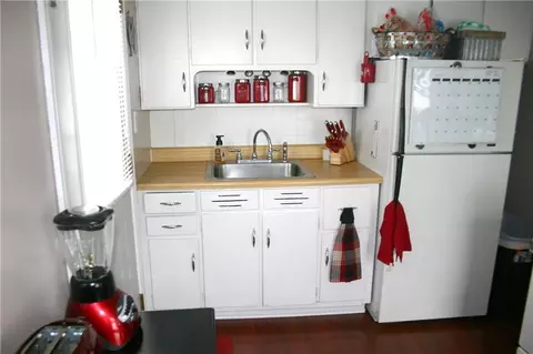 1027 N Burnett, Springfield, OH 45503 photo 8