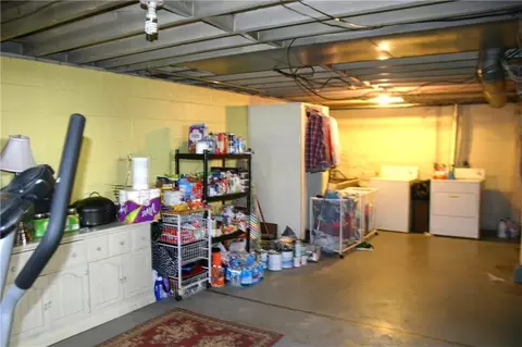 1027 N Burnett, Springfield, OH 45503 photo 22