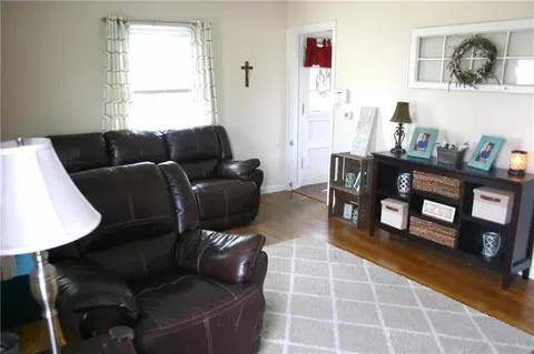 1027 N Burnett, Springfield, OH 45503 photo 5