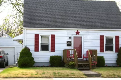 1027 N Burnett, Springfield, OH 45503 photo 2